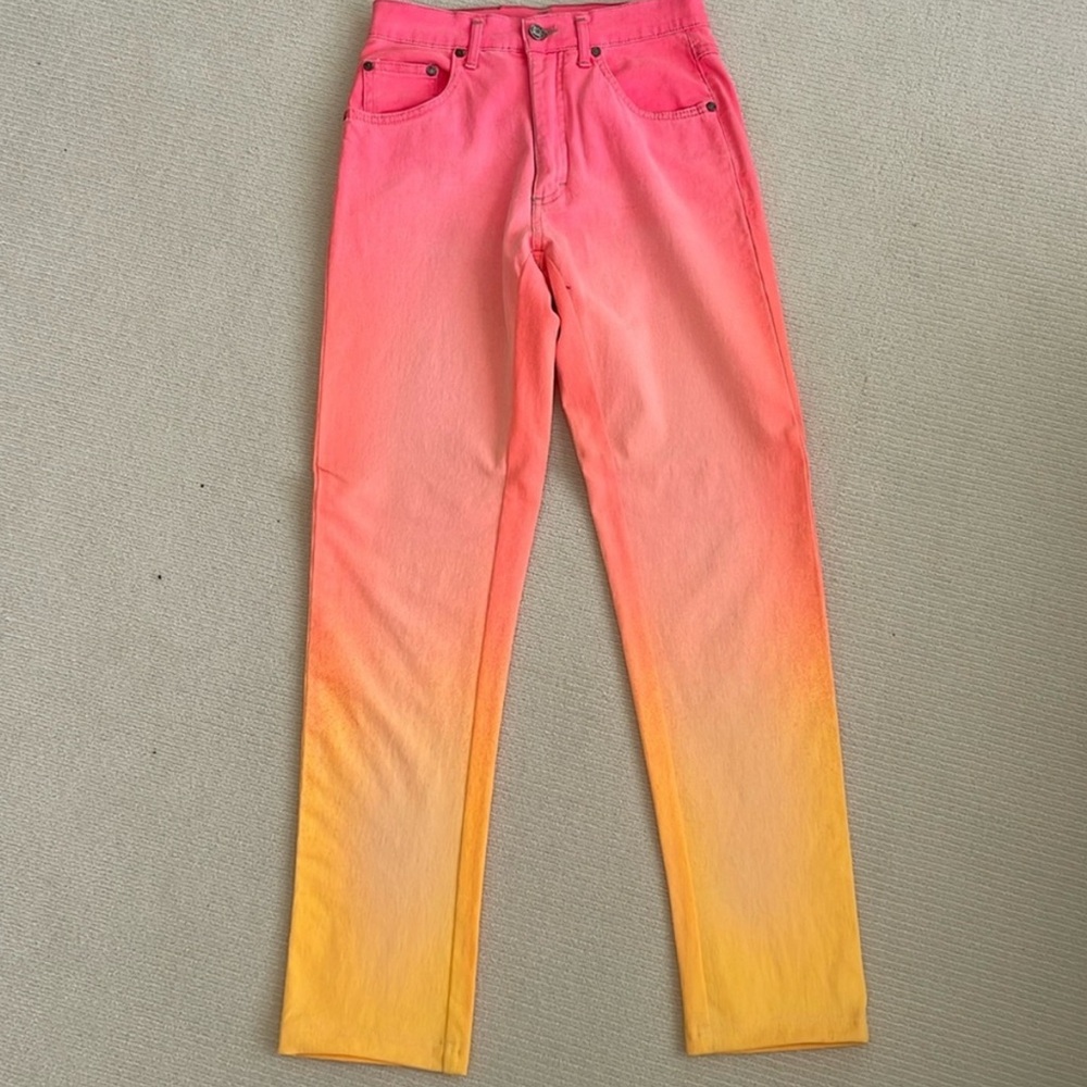 F.L.O.P. by Stephan Baumann 
Women's Gradient Pink and Orange Jeans size 4